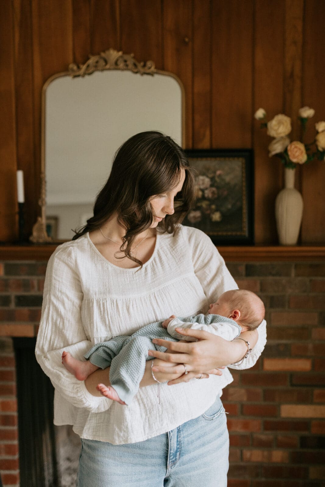 Newborn photos in Lafayette, Indiana by Vanessa Stoller Photography.